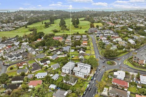 Photo of property in 48 Astley Avenue, New Lynn, Auckland, 0600