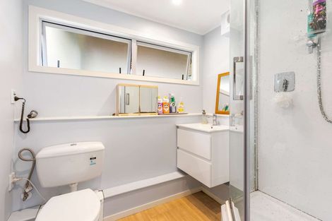 Photo of property in 26 Kaikoura Street, Henderson, Auckland, 0612