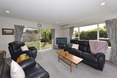 Photo of property in 87 Selwyn Street, Somerfield, Christchurch, 8024