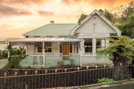 Photo of property in 112 Glen Road, The Glen, Dunedin, 9011