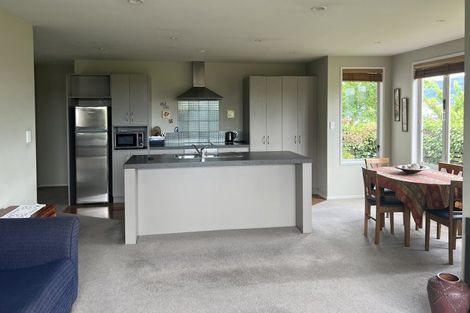 Photo of property in 8a Beach Road, Katikati, 3129