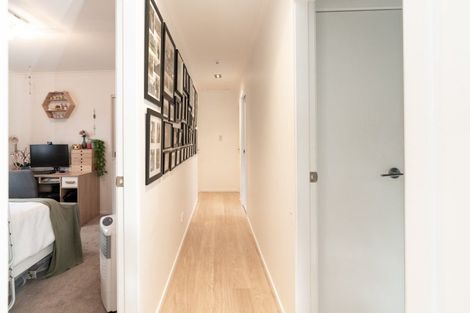 Photo of property in 96a Larsen Crescent, Tawa, Wellington, 5028