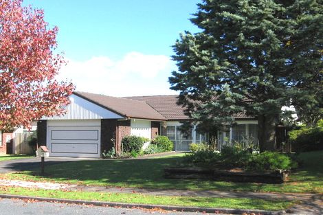 Photo of property in 9 Cornelian Crescent, Half Moon Bay, Auckland, 2012