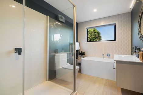 Photo of property in 1 Guano Crescent, Cromwell, 9310