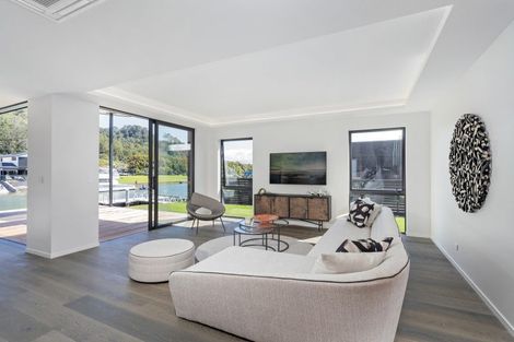 Photo of property in 133 Motu Grande, Pauanui, Hikuai, 3579