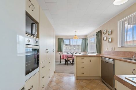 Photo of property in 50unit Robertson Street, Glenholme, Rotorua, 3010