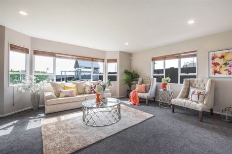 Photo of property in 313 Hobsonville Road, Hobsonville, Auckland, 0618