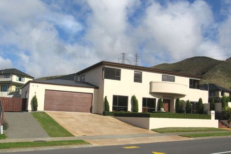 Photo of property in 65 Waverton Terrace, Churton Park, Wellington, 6037