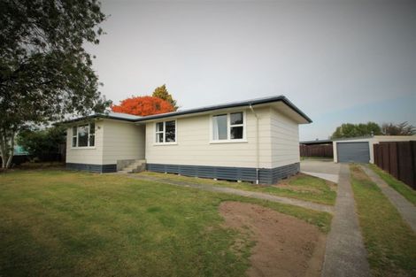 Photo of property in 14 Matata Place, Tokoroa, 3420
