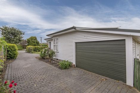 Photo of property in 11 Verran Place, Fendalton, Christchurch, 8052