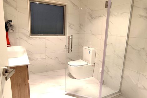 Photo of property in 24 Vanbrugh Place, Bucklands Beach, Auckland, 2014