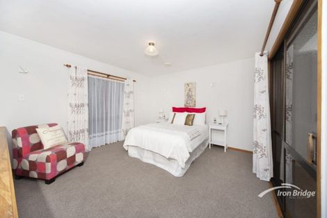 Photo of property in 3/34 Rewarewa Road, Te Atatu Peninsula, Auckland, 0610