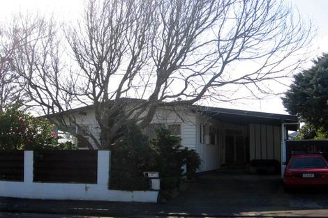 Photo of property in 12 Panako Place, Awapuni, Palmerston North, 4412