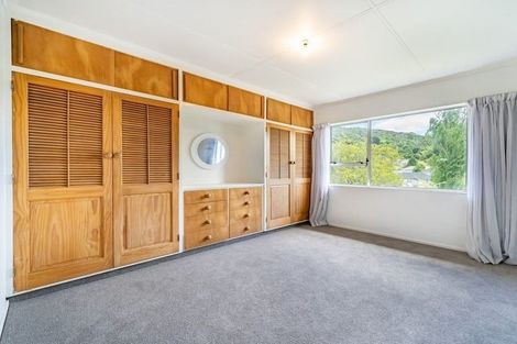 Photo of property in 71b Holland Street, Wainuiomata, Lower Hutt, 5014