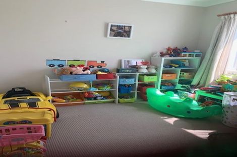 Photo of property in 6 Karson Place, Flat Bush, Auckland, 2016