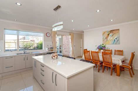Photo of property in 34 Kestev Drive, Flat Bush, Auckland, 2016
