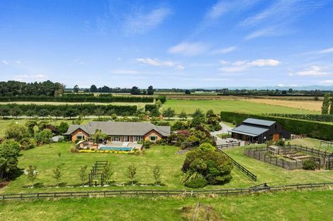 Photo of property in 398 Priors Road, Fernside, Rangiora, 7471