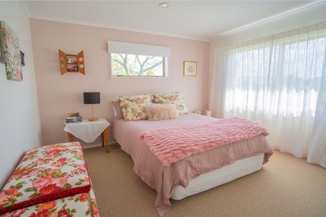 Photo of property in 47 Oteki Park Drive, Welcome Bay, Tauranga, 3112