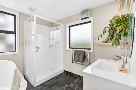 Photo of property in 63 Bridge Street, Coalgate, 7673
