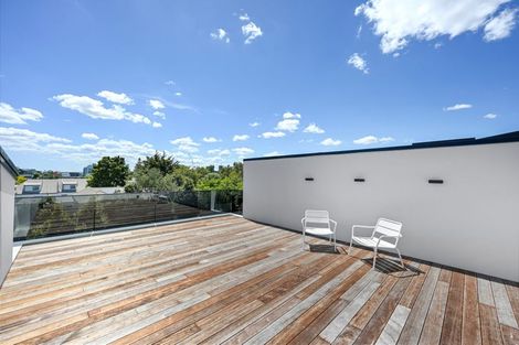 Photo of property in 1u2 Palmerston Street, Hamilton Central, Hamilton, 3204