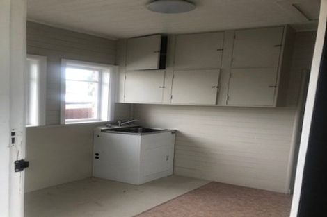 Photo of property in 3166 Great North Road, New Lynn, Auckland, 0600