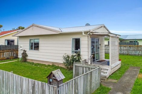 Photo of property in 14 Guy Avenue, Levin, 5510
