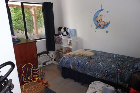 Photo of property in 2/38 Townshend Crescent, Greenmeadows, Napier, 4112