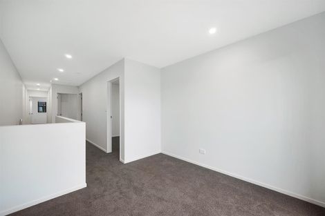 Photo of property in 1 Aramata Road, Papakura, 2110