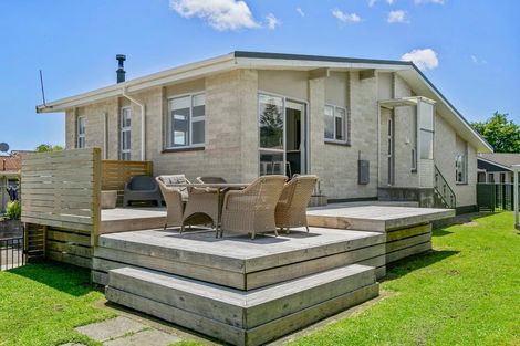 Photo of property in 57 Manu Crescent, Upper Vogeltown, New Plymouth, 4310