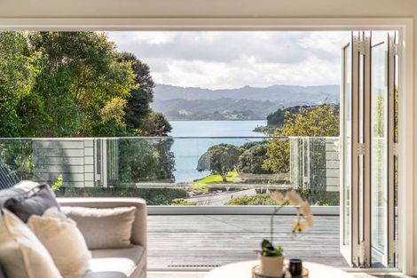 Photo of property in 188 Paremata Road, Paremata, Porirua, 5024