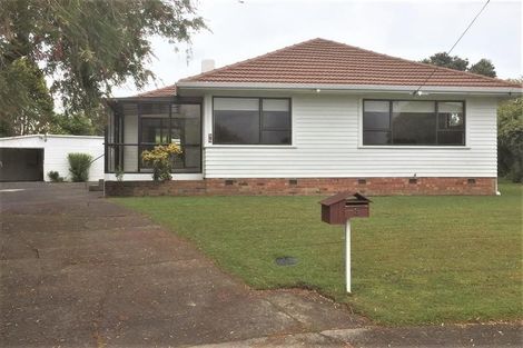 Photo of property in 8 Boler Place, New Lynn, Auckland, 0600