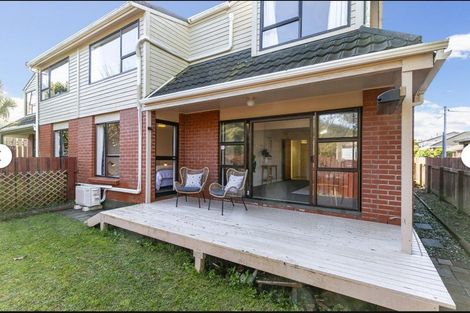 Photo of property in 2/29a Parkvale Road, Karori, Wellington, 6012