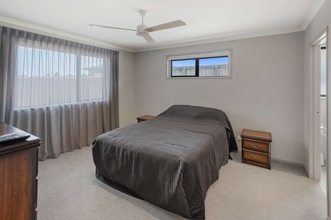 Photo of property in 247 Parklands Avenue, Bell Block, New Plymouth, 4312