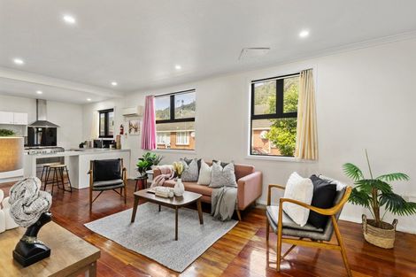 Photo of property in Peregrine Flats, 81a Ward Street, Wallaceville, Upper Hutt, 5018