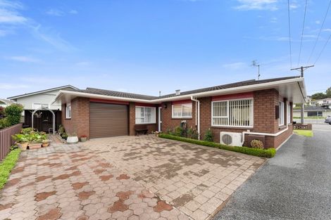 Photo of property in 1/81 Tukapa Street, Westown, New Plymouth, 4310