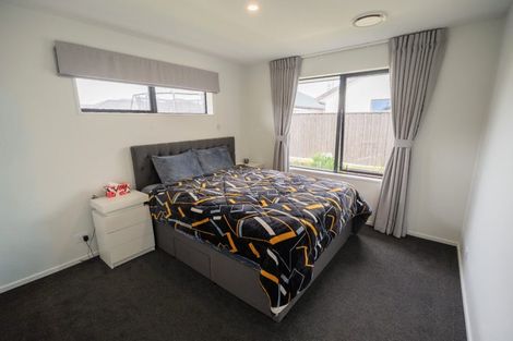 Photo of property in 27 Henshaw Street, Woodend, 7610