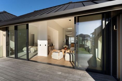 Photo of property in 30b Pitau Road, Mount Maunganui, 3116