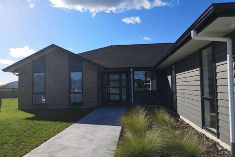 Photo of property in 16 Hehan Close, Cambridge, 3434