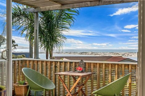 Photo of property in 42 Cheviot Street, Mangawhai Heads, Mangawhai, 0505