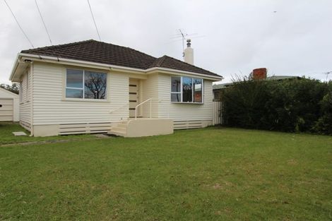 Photo of property in 10 Gloucester Road, Manurewa, Auckland, 2102
