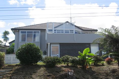 Photo of property in 2/1 Jellicoe Road, Murrays Bay, Auckland, 0630