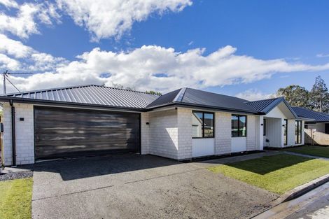 Photo of property in 4 Shorthorn Lane, Halswell, Christchurch, 8025