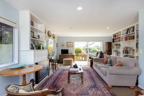 Photo of property in 4 Penlington Place, Havelock North, 4130