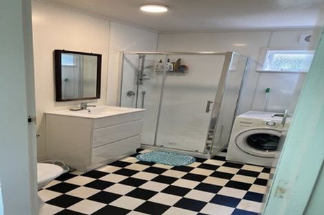 Photo of property in 57 Queens Drive, Lyall Bay, Wellington, 6022