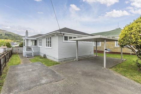 Photo of property in 334 Main Road, Tawa, Wellington, 5028