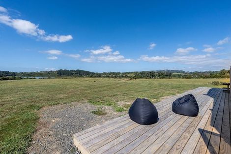 Photo of property in 141 Wades Road, Whitford, Howick, 2571