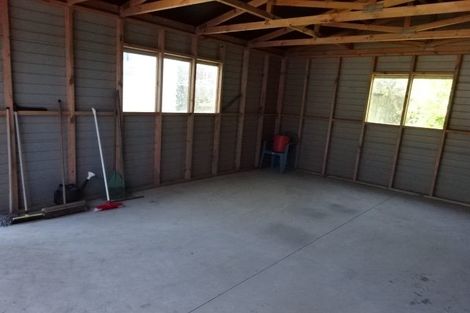 Photo of property in 37 Mcintyre Road, Mangere Bridge, Auckland, 2022