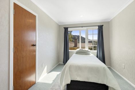 Photo of property in 17 Holmes Grove, Naenae, Lower Hutt, 5011