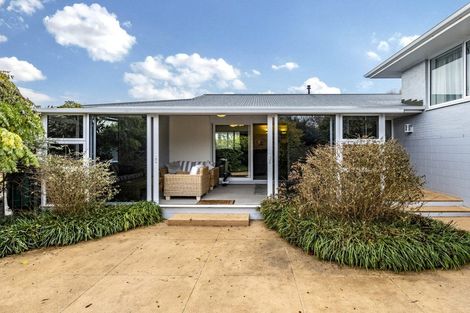 Photo of property in 17 Hillcrest Place, Avonhead, Christchurch, 8042