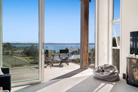 Photo of property in 9 Siesta Terrace, Gulf Harbour, Whangaparaoa, 0930